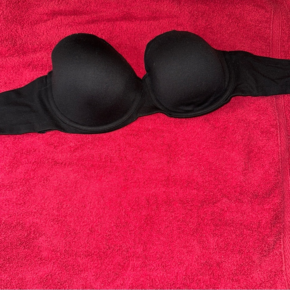 Black Strapless Bra body by Victoria Victoria’s Secret 34 DD